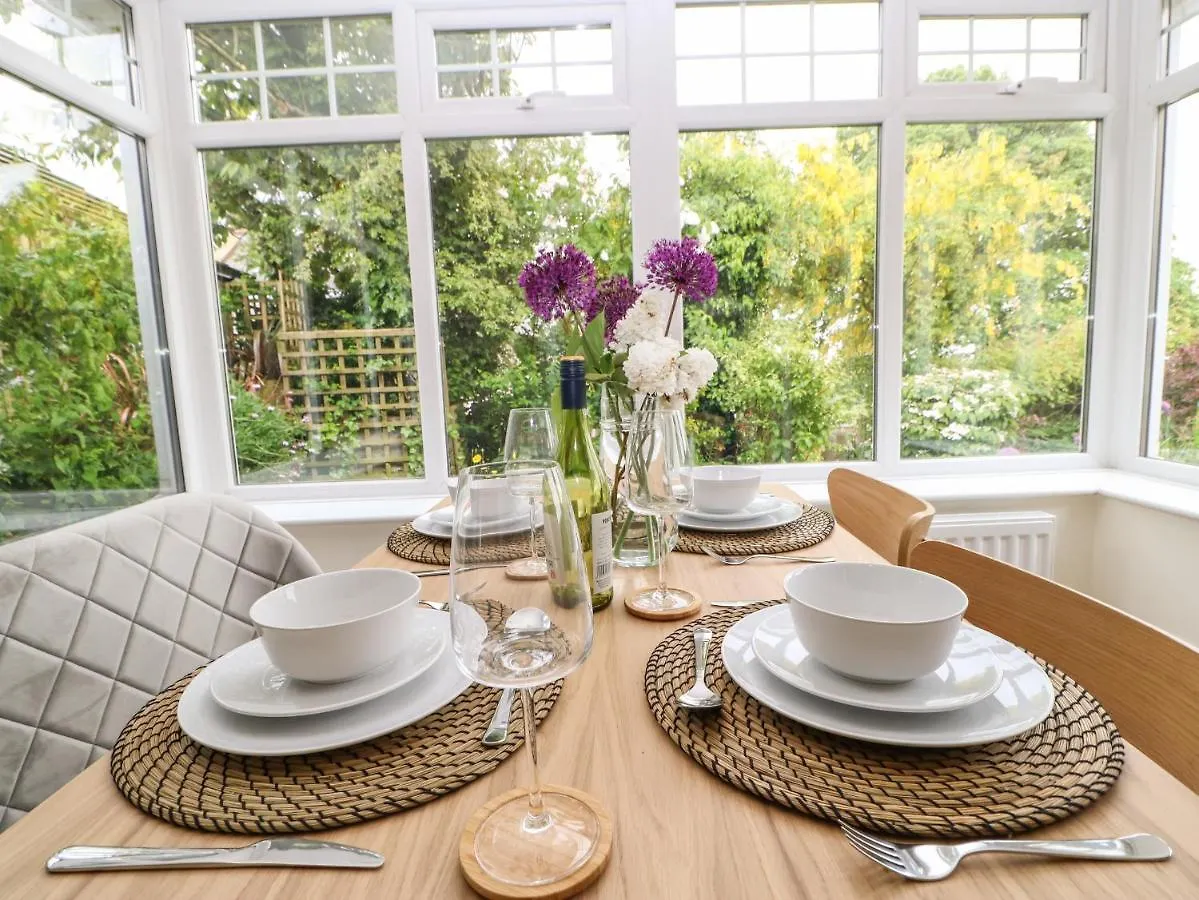 The Cottage, 5 Richley Terrace Newcastle upon Tyne Holiday home