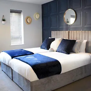 https://maya-boutique-inn.hotelsin-chester.com